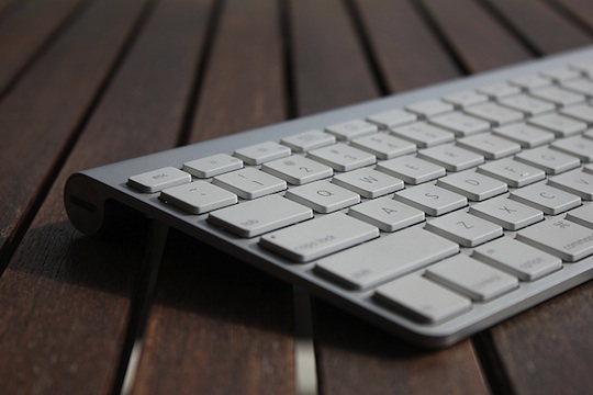 Apple TV bluetooth keyboard