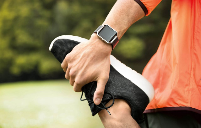Анонсированы спортивные умные часы Fitbit Blaze