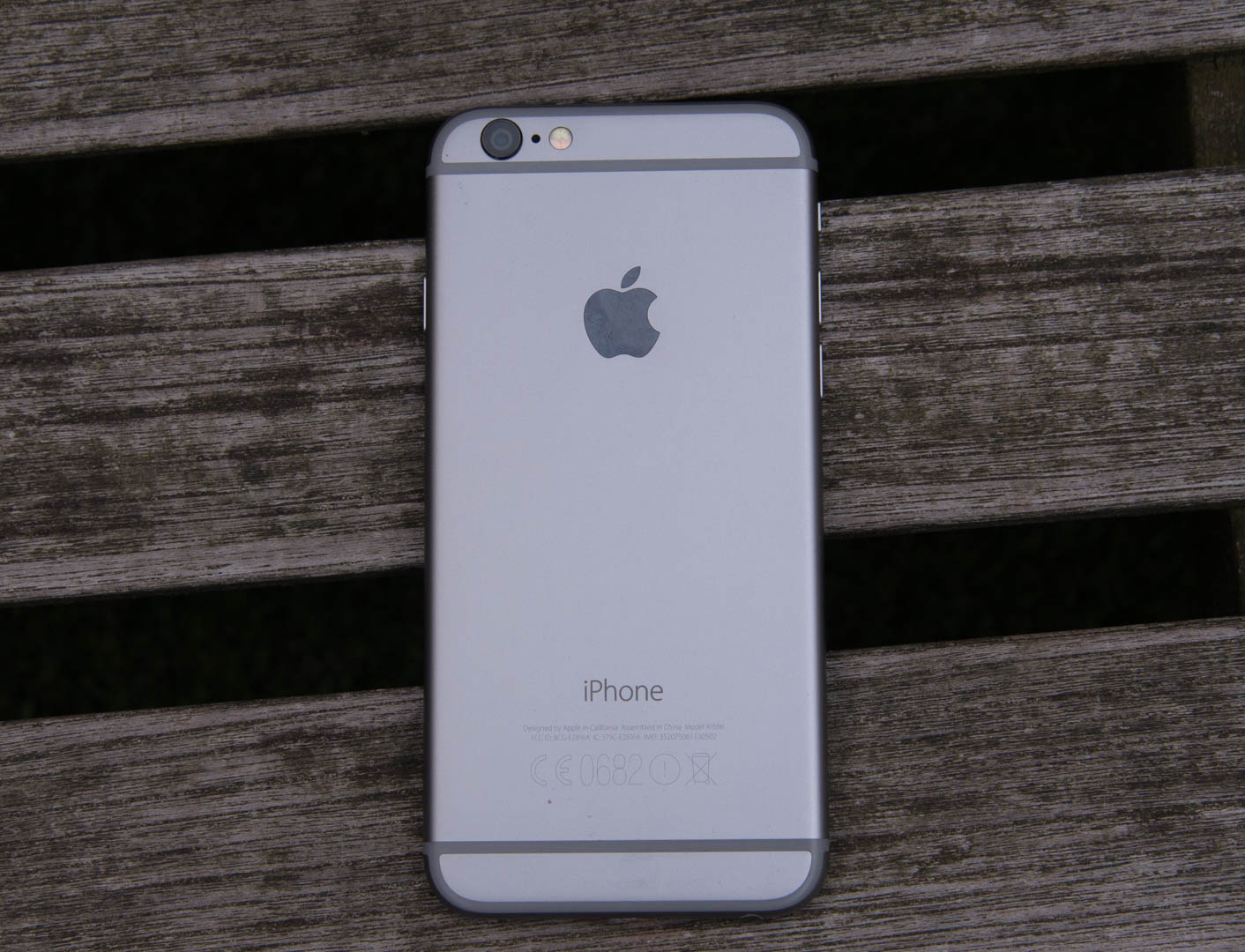 В iPhone 7 не будет пластиковых вставок на корпусе? 