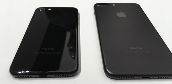 Черный и черный оникс – новые цвета в линейке iPhone