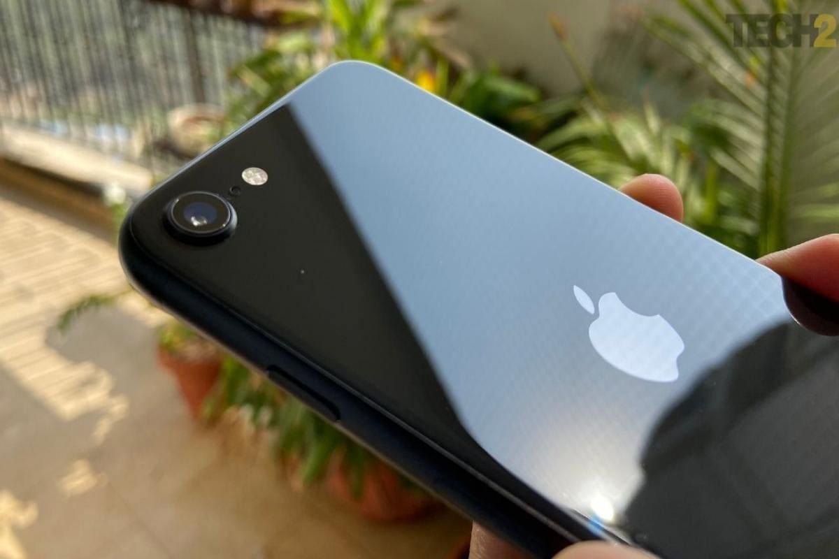 Apple-iphone-se-glass-back