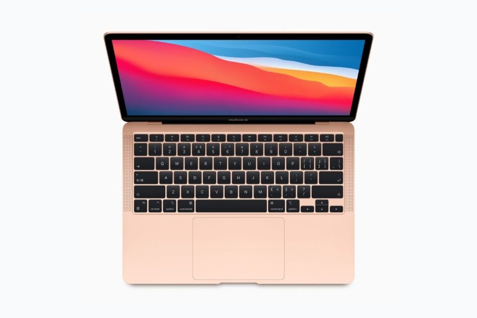 MacBook-Air-M1-The-Apple-Post-960x640